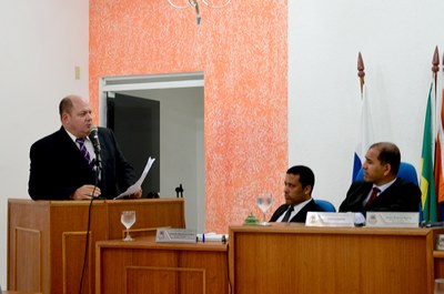 02 Sessão Legislativa de 12 de nov 2015.jpg