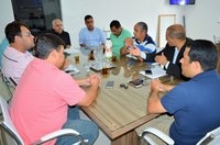 Vereadores se debruçam em Projeto de Lei que define novos limites territoriais e reordenamento dos bairros de Iguaba Grande